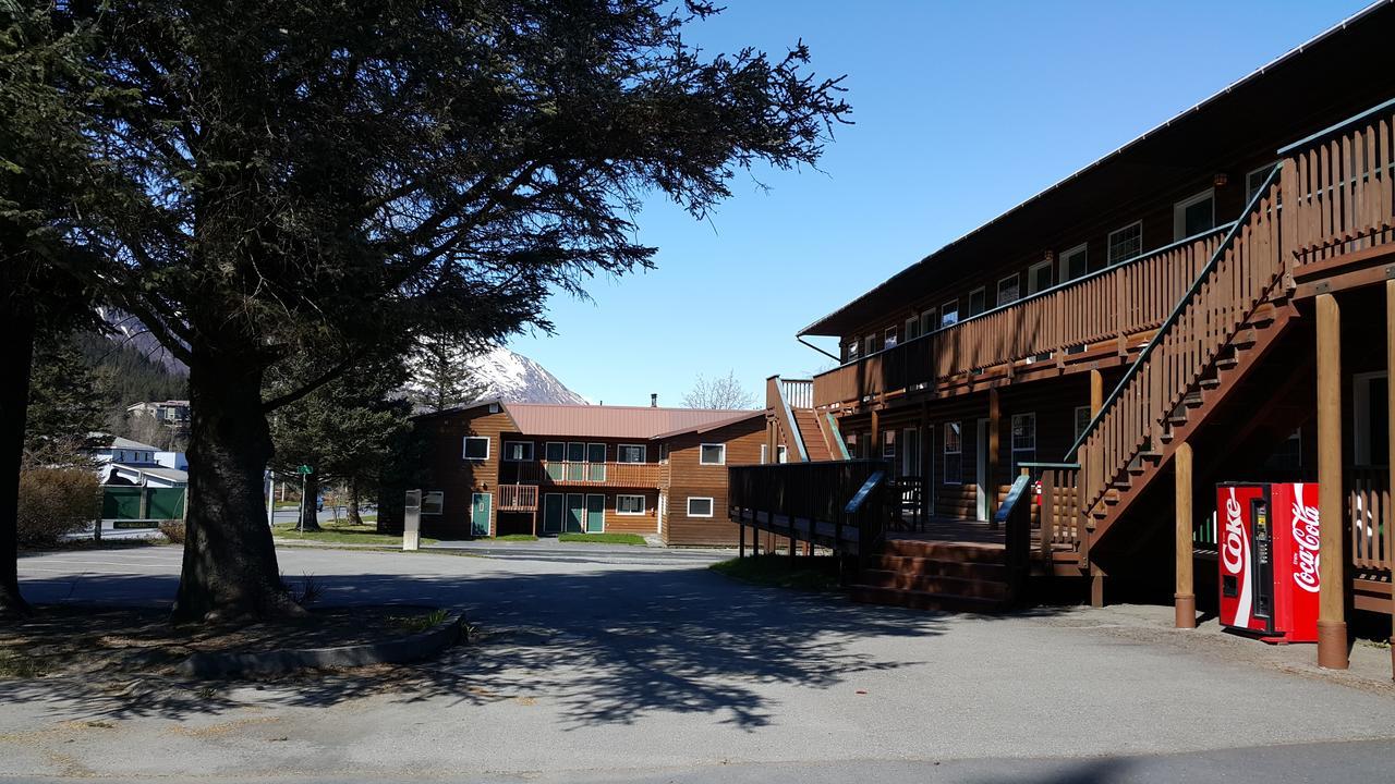 Harborview Inn Seward Exterior photo